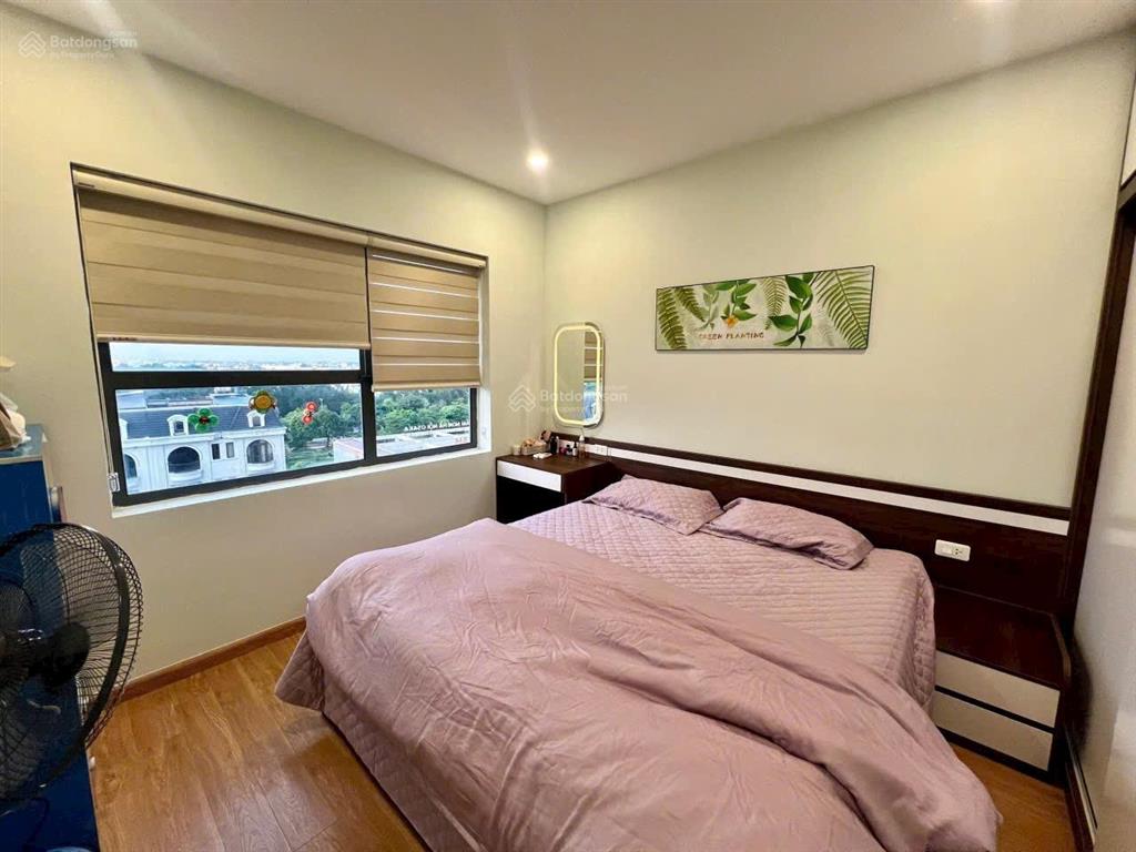 Bán chung cư lotus sài đồng  view nội khu  full nội thất. dt85m2, 3 ngủ,2vs. giá 6.1 tỷ có tl