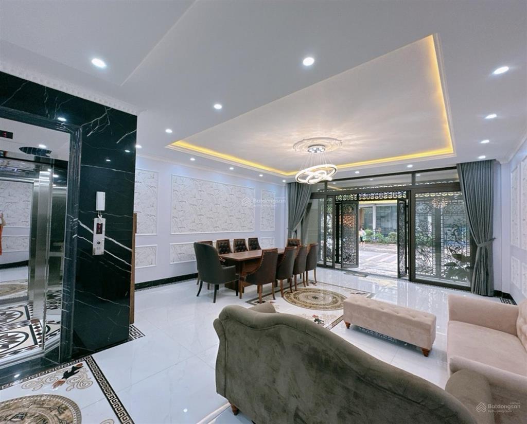 Nhà phân lô khu đấu giá phúc lợi  vỉa hè  kinh doanh  thang máy  full nội thất. dt 90m2, 6m.