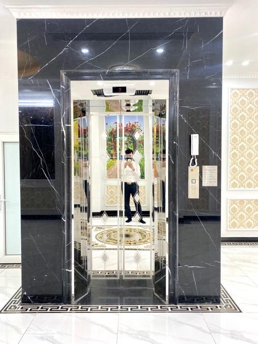 Bán nhà khu đấu giá phúc lợi vỉa hè  kinh doanh  thang máy. 80m2, 5 tầng, mt5.5m.
giá chào22.9