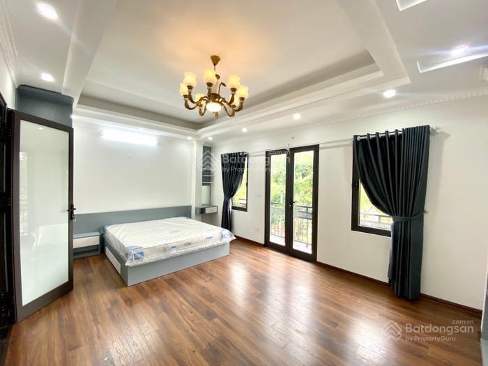 Bán nhà khu đấu giá phúc lợi vỉa hè  kinh doanh  thang máy. 80m2, 5 tầng, mt5.5m.
giá chào22.9
