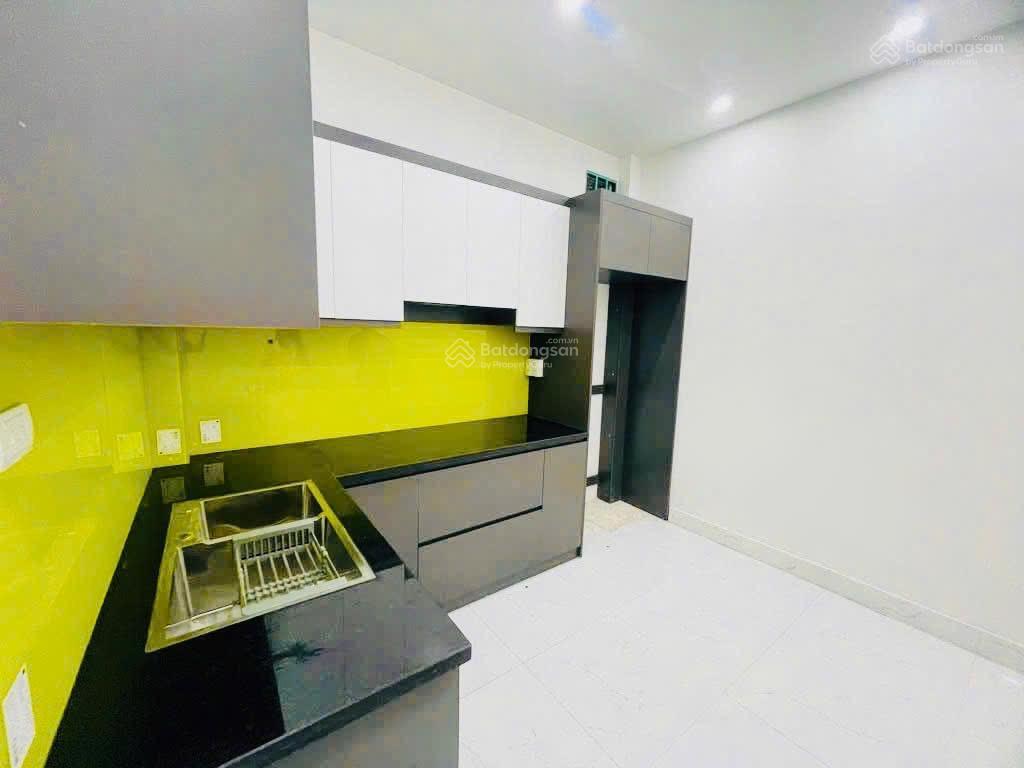 Bán nhà phố hoa lâm  việt hưng  oto cách 30m. dt 36m2, 4 tầng. giá 6.5 tỷ có tl