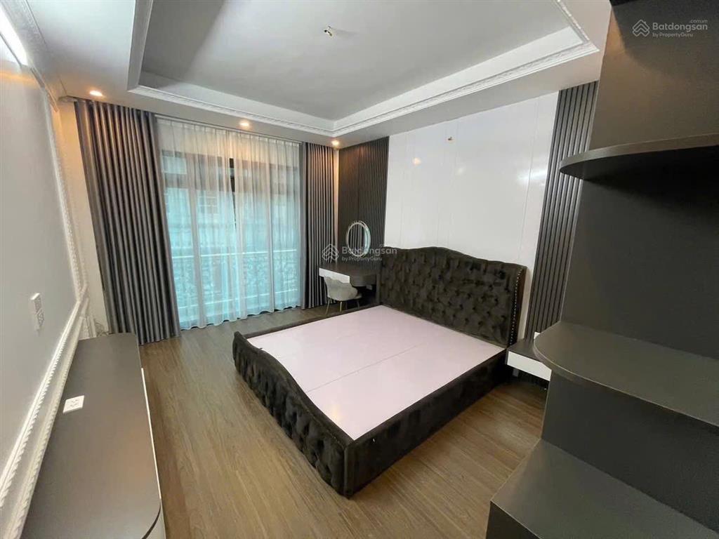 Bán nhà nguyễn văn cừ  cách oto tránh 30m full nội thất. dt55m2, 5 tầng, mt3.8m