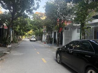Bán nhà nguyễn bình  đường 3 xe tránh  ngõ thông  view trước mặt thoáng. dt220m2, mt9.3m.