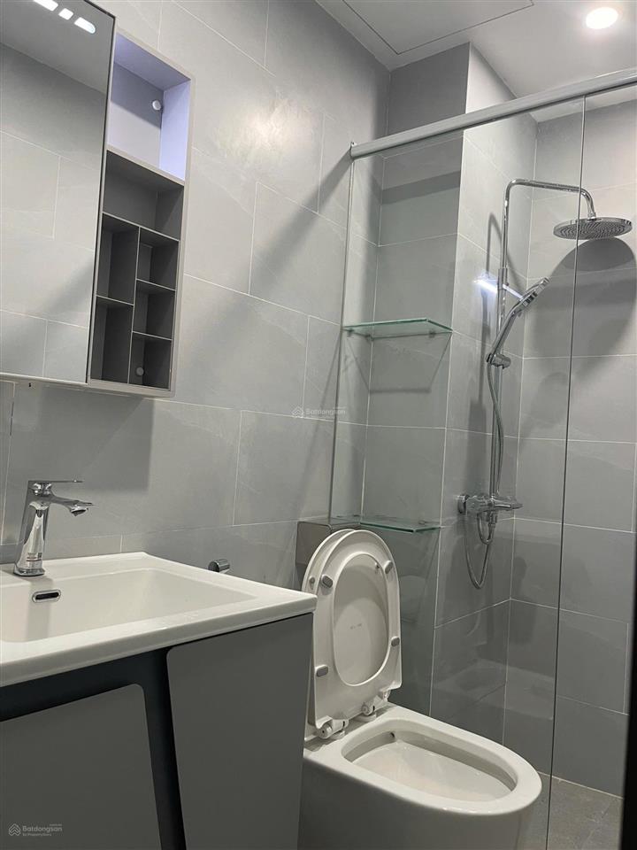 Cho thuê nhà ngõ 206 nguyễn quý trị  cạnh vinocepart 1. oto 7 chỗ vào nhà  view thoáng. 45m2, 4t