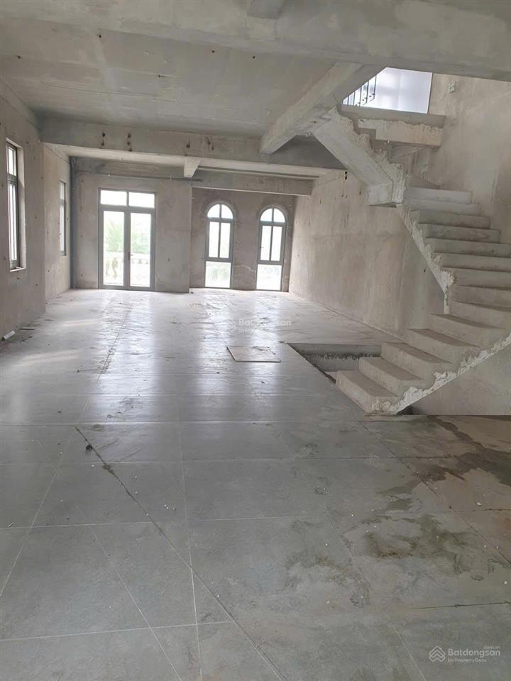 Cho thuê căn biệt thự tulip 9  mặt phố đào đình luyện  kinh doanh  thuê lâu dài. 210m2, 4t, 33tr