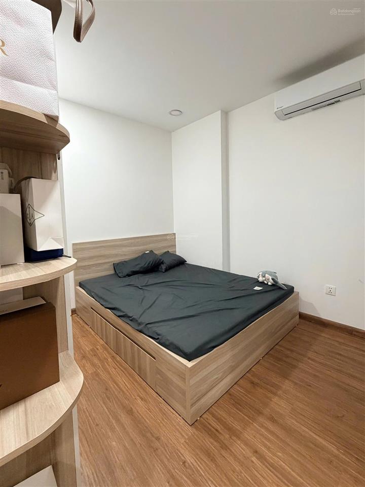 Cho thuê căn chung cư legarand jadin sài đồng  180m2, 4 ngủ, 3vs. giá thuê 18tr/ tháng  full đồ