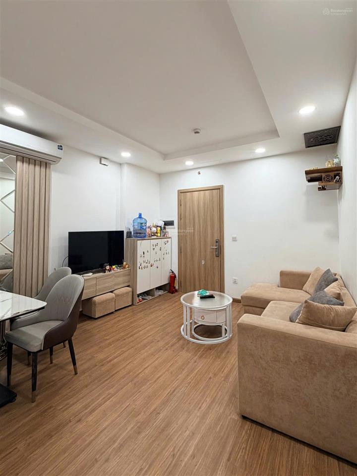 Cho thuê chung cư legarand jadin sài đồng  55m2, 2 ngủ,1vs  full nội thất. giá 10tr/th