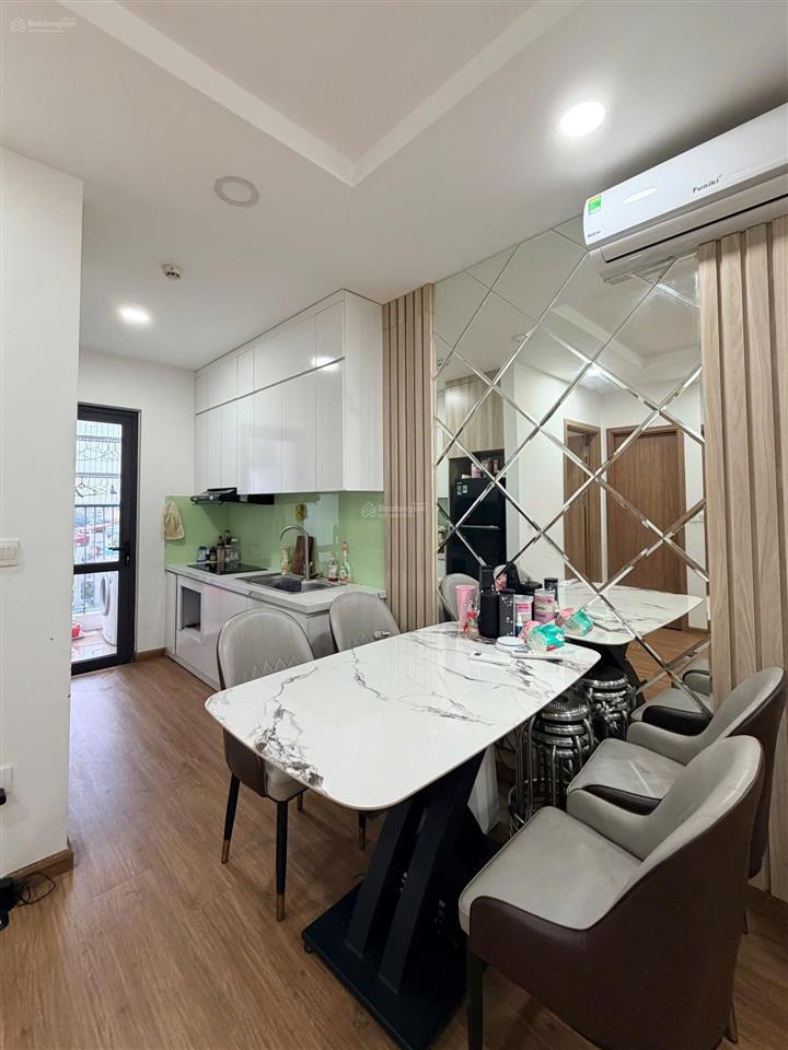 Cho thuê chung cư legarand jadin sài đồng  55m2, 2 ngủ,1vs  full nội thất. giá 10tr/th