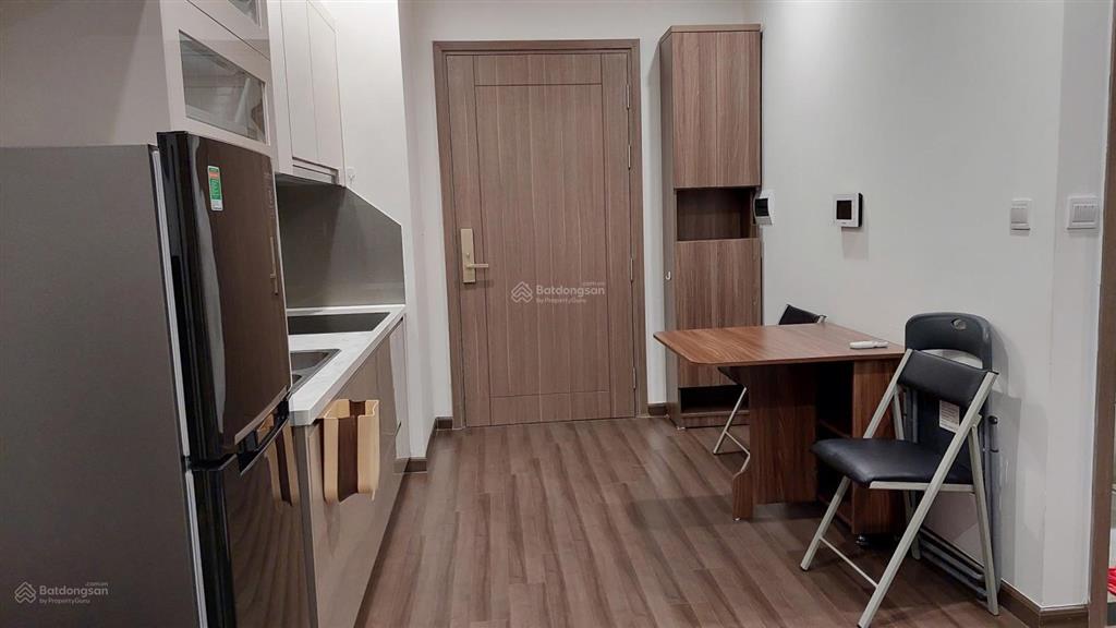 Cho thuê căn chung cư symphony long biên  dt 50m2, 1 ngủ, 1 khách, 1vs.