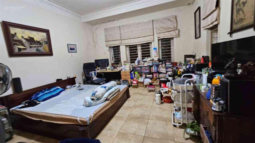 Chính chủ cần bán gấp căn biệt thự kđt sài đồng  hướng đông nam  view công viên.141m2, mt7.2m