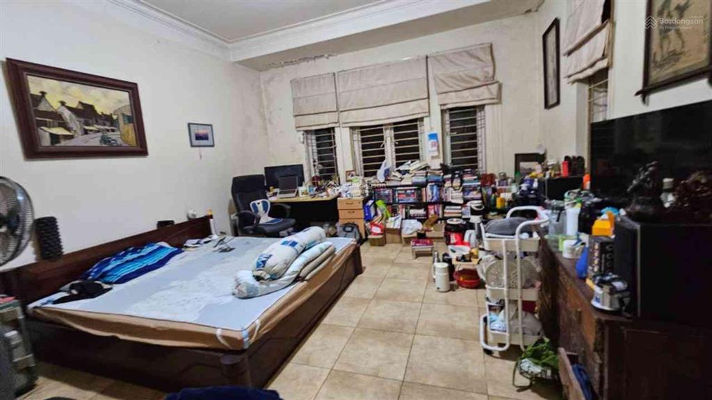Chính chủ cần bán gấp căn biệt thự kđt sài đồng  hướng đông nam  view công viên.141m2, mt7.2m
