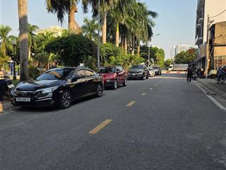 Cho thuê nhà 7 tầng  thang máy  full nội thất  cách 1 nhà là mặt phố mai phúc. 48m2  giá tl