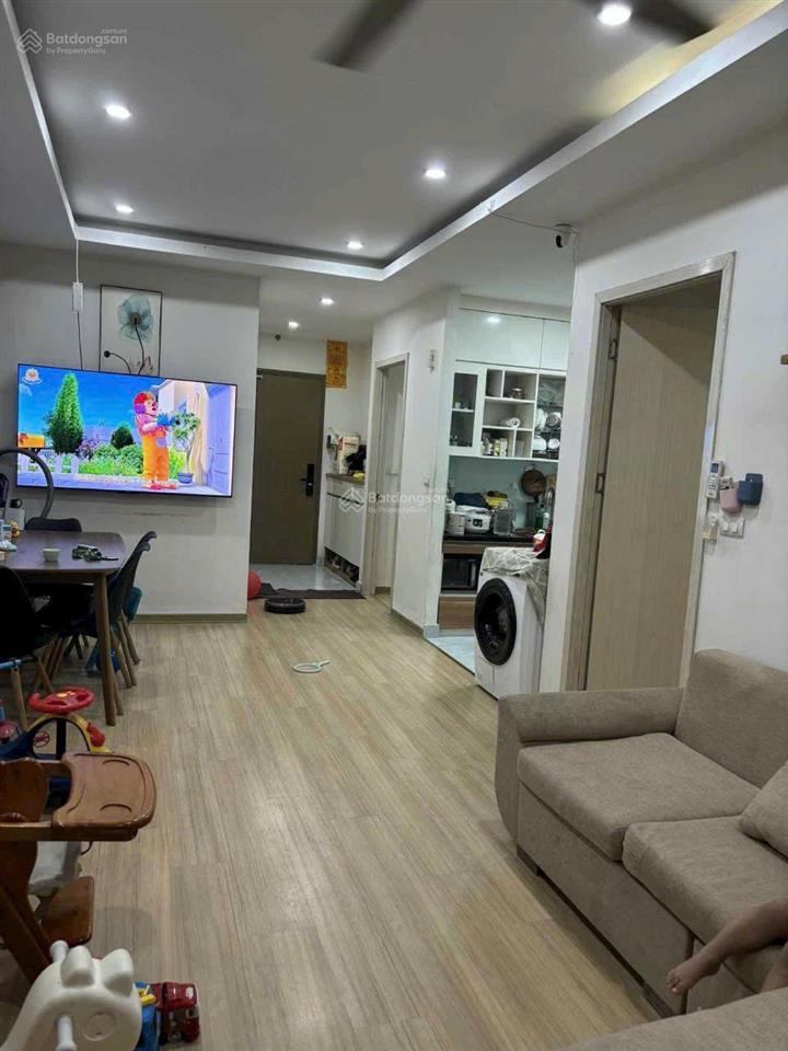 Cho thuê phòng phố việt hưng  full nội thất  40m2, 1 ngủ, 1vs, full nội thất. giá 4tr/tháng.