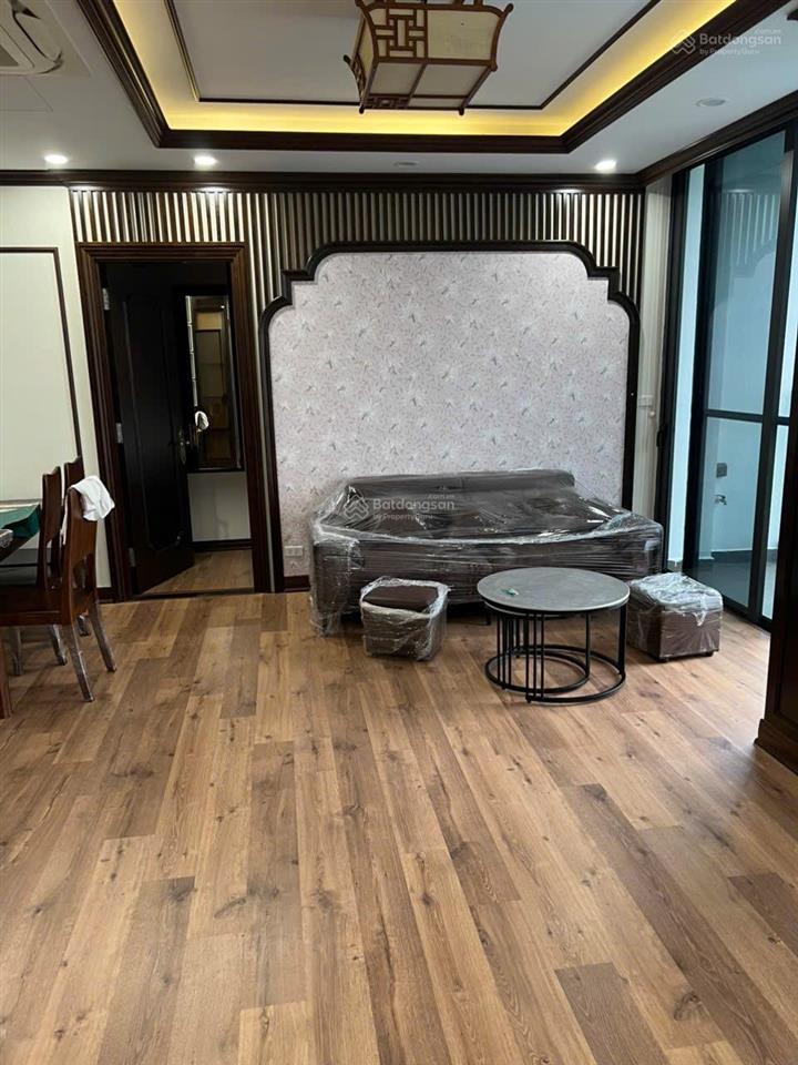 Cần bán gấp căn chung cư legand jadin căn góc  full nội thất giá cực tốt. 100m2, 3 ngủ, 2vs.