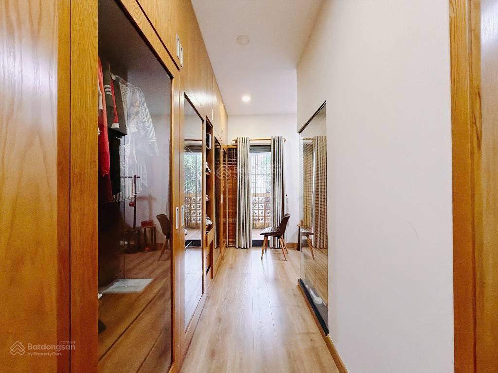 Nhà đẹp 4 tầng trung tâm quận 8, đương bá trạc, 8 x 12m2, chủ giảm sâu còn 18 tỷ