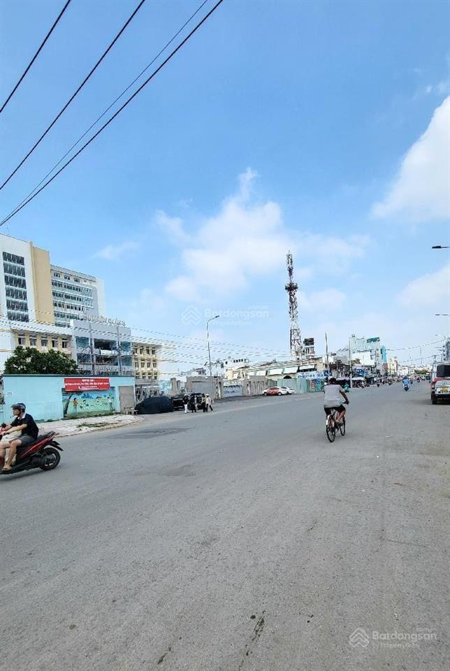 Nhà quận 8, phạm thế hiển, 3 tầng , 4m x13m, nhỉnh 7 tỷ