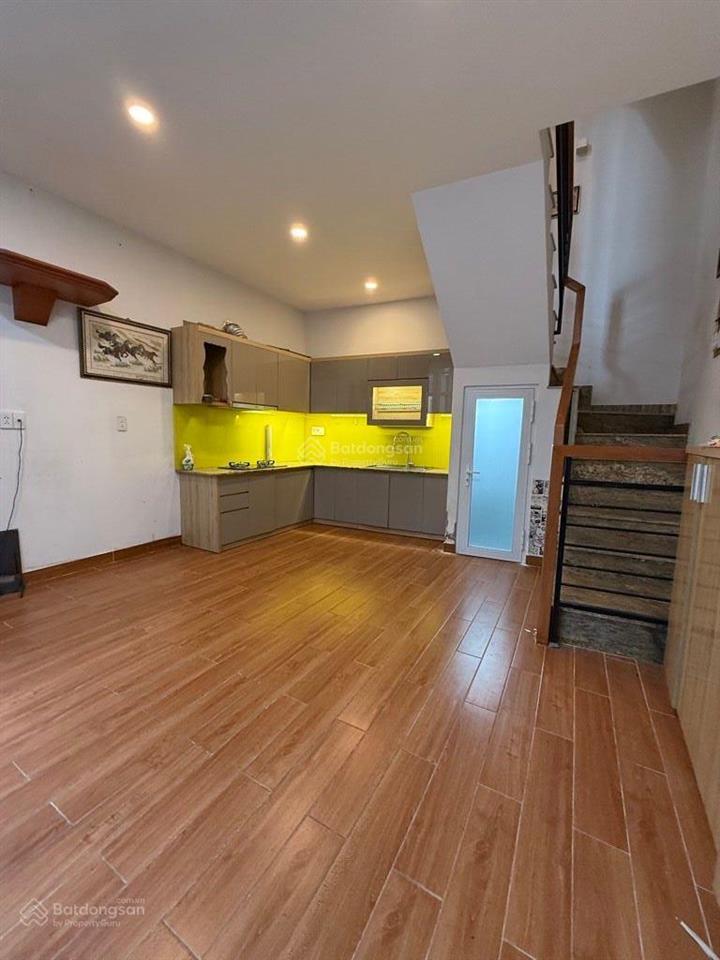 Bán nhà quận 8, hẻm xe tải 10m, liên tỉnh 5, dt 3,5m x11m , 3 tầng, 5,8 tỷ. hot