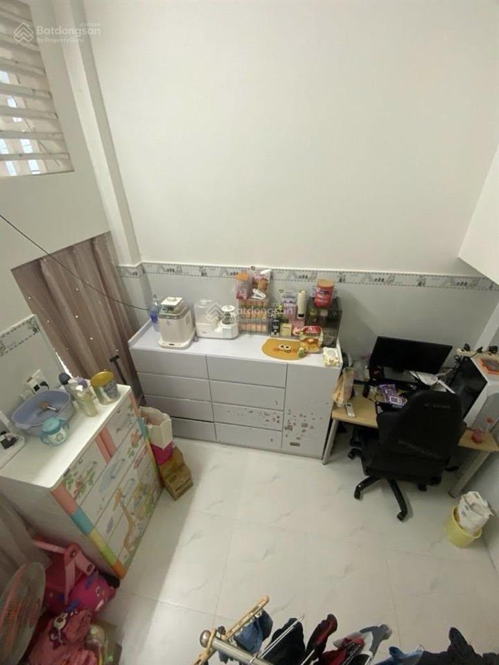 Nhà quận 8, phong phú, 3 tầng, dt 3,3 x 7m, nhỉnh 3,5 tỷ