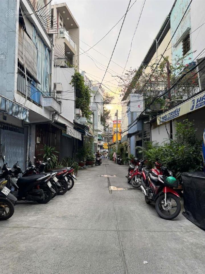 Bán nhà đẹp q 10, nguyễn tiểu la, 5 tầng ( 3,5 x 9m), nhỉnh 7 tỷ. hẻm xe hơi.