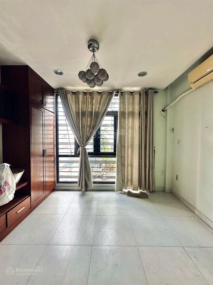 Bán nhà quận 11, ông ích khiêm, 5 tầng, 4x12m, hẻm xe tải, 10tỷ.