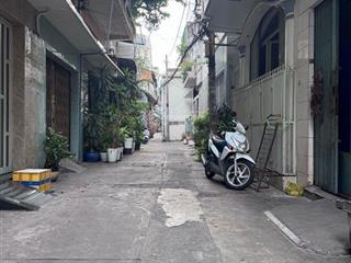 Bán nhà ngộp quận 11, thái phiên, 3 tầng dt ( 3,5x10m), 6,5tỷ