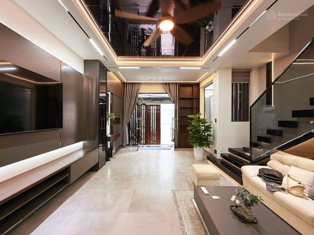 Nhà đẹp trung tâm quận 10 ba tháng hai 5.2x13m chỉ nhỉnh 15 tỷ