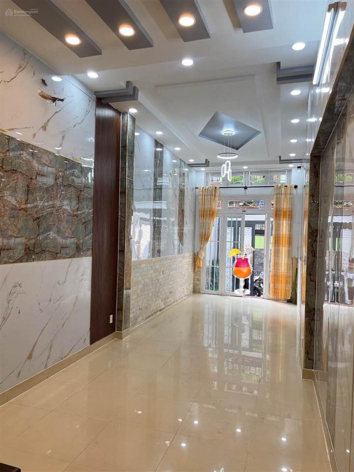 Bán nhà tại phạm thế hiển, 7,8 tỷ, 74m2, 4 tầng, 7pn, 7wc, giá cực chất
