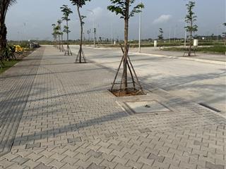 Đất 5x18 khu siêu đô thị đường rộng 18m liền kề võ văn kiệt nối dài. vĩa hè rộng dễ kinh doanh