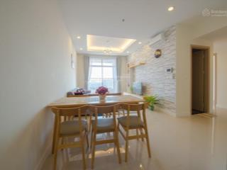 Gia đình bán căn góc cao ốc b ngô gia tư q.10. dt 60,2m2 2p 2wc. sh. giá 3,2 tỷ.  0779 973 ***