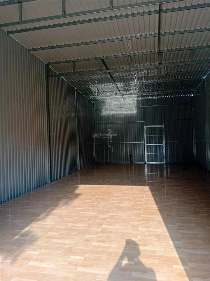 Cho thuê kho, diện tích kho ngang 6m, dài 12m, diện tích đất ngang 6m, dài 28,5m