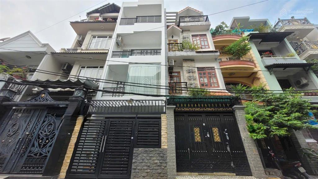 Hẻm nhựa 6m thông gò dầu gần tân sơn nhì  4mx17m  đúc 2 lầu, st  nhà đẹp kiên cố ở ngay  9.5 tỷ