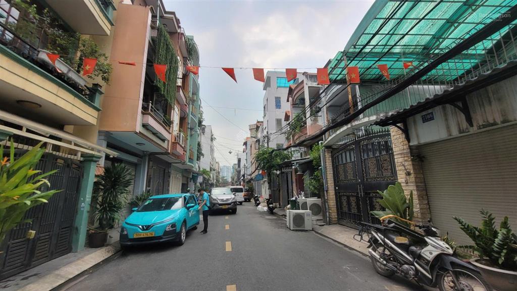 Hxh 8m thông lũy bán bích, giáp khu bàu cát tân bình  4mx15.5m  nhà kiên cố 2 lầu, st  9.2 tỷ tl