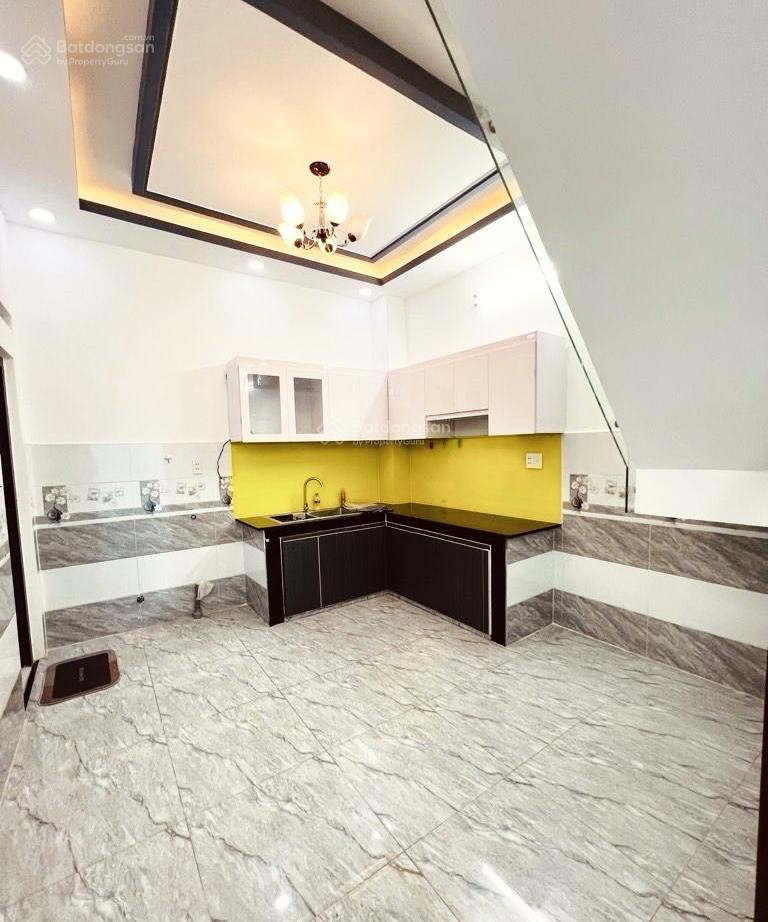 Bán nhà cạnh lotte lâm văn bền, 48m2 2 phòng ngủ chỉ 5 tỷ