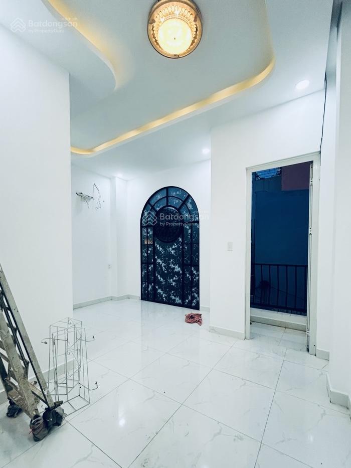 Nhà huỳnh tấn phát quận 7, ngang 4,7 dài 10m 3 pn chỉ 5 tỷ nhỉnh