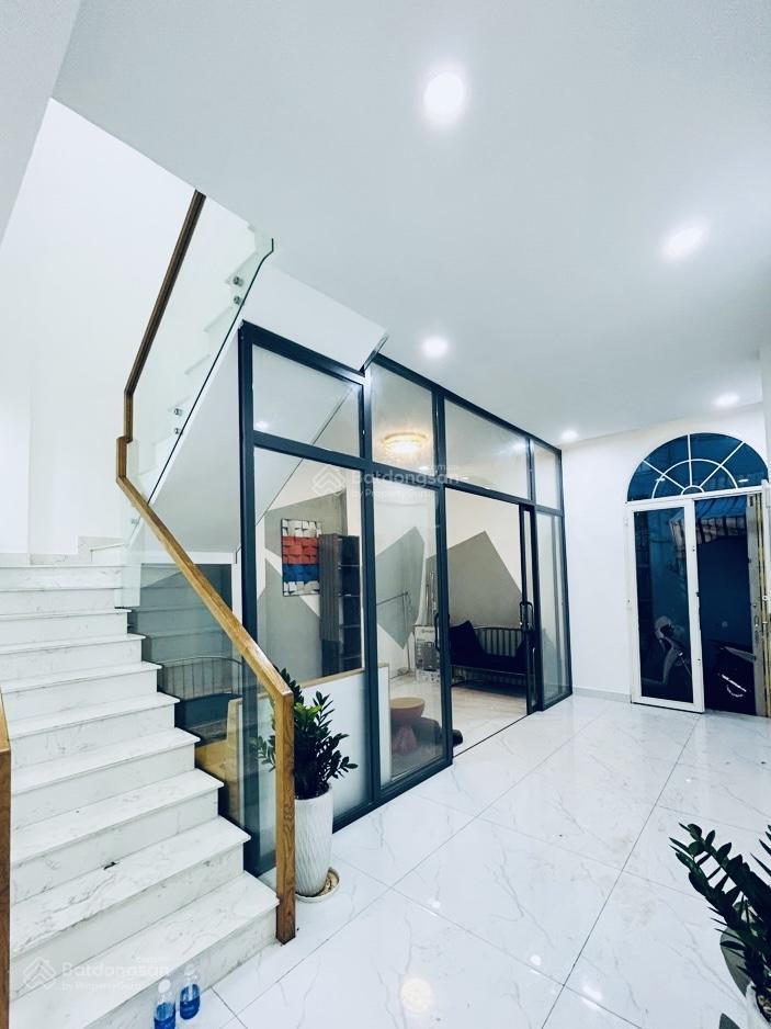 Nhà huỳnh tấn phát quận 7, ngang 4,7 dài 10m 3 pn chỉ 5 tỷ nhỉnh