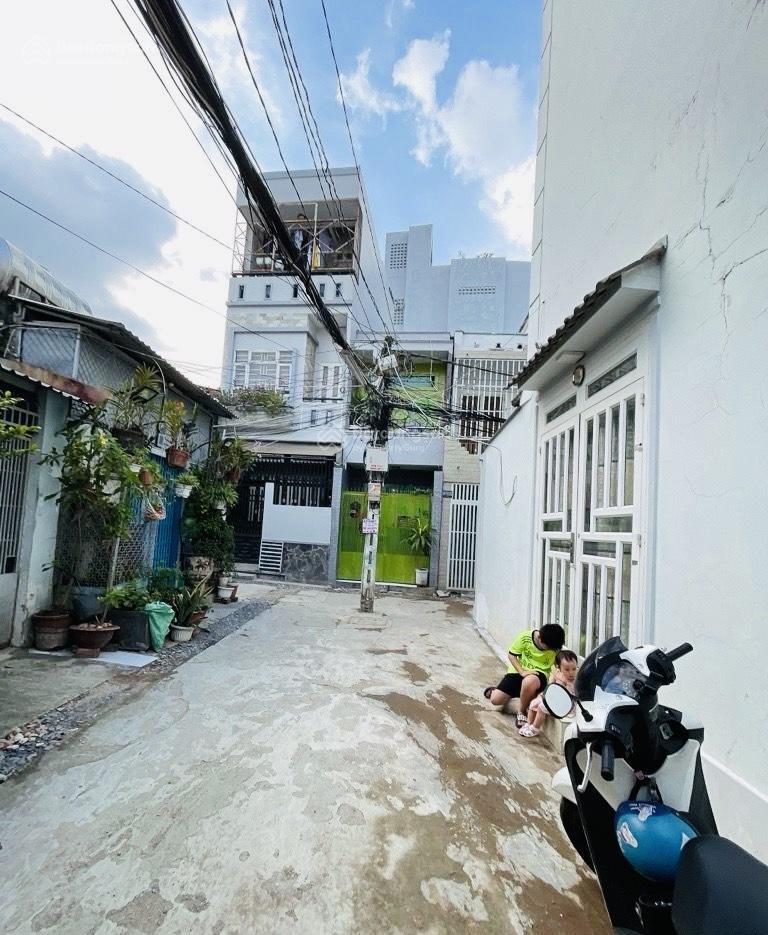 Bán nhà gần lotte, him lam quận 7, 65m2 4 pn ngang 8,13m nhỉnh 4 tỷ