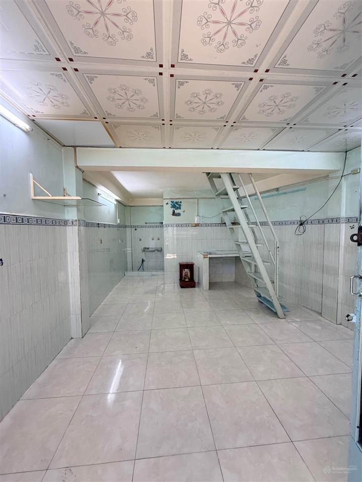 Chính chủ bán nhà 50m ra mặt tiền lê văn lương 3,5x9m