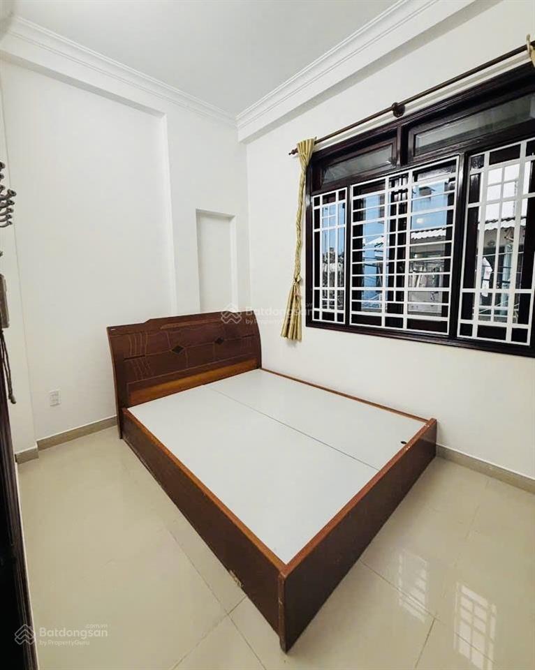 Bán nhà nguyễn thị thập q7, ngang 7m, 3 lầu 6pn chỉ 9,6tỷ