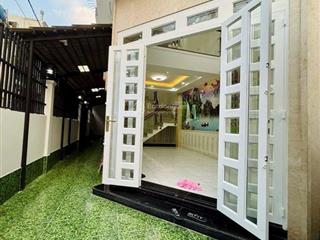 Lô góc hiếm 76m2 vuông đẹp 4 tầng kiên cố hxh 1 trục chỉ 8.x tỷ