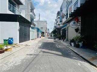 Lô góc 2 mt  65m2  ngang 5,4m  đs 8 linh xuân  hxh ,đường thông  gpxd 4 tầng  nhỉnh 4 tỷ