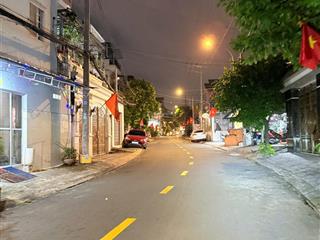 Nhà 3 tầng  mt đường số buôn bán sầm uất  63m2  4pn ,đang cho thuê 15 tr / tháng  nhỉnh 8 tỷ