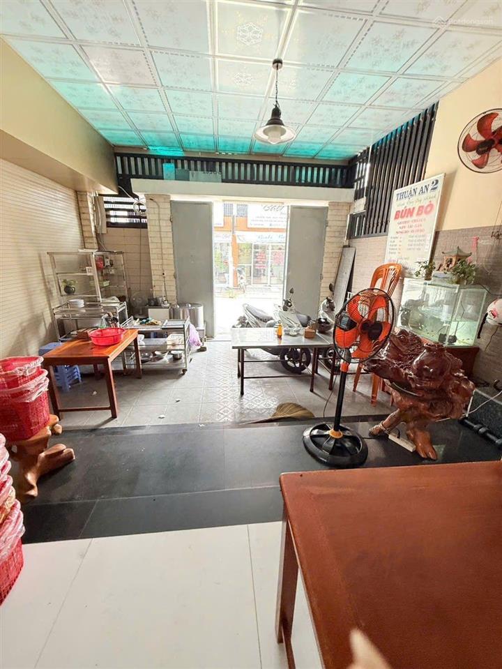 Căn góc 2mt thoáng kinh doanh sầm uất  ngay hoàng diệu 2  3 tầng  94m2  4pn chỉ 13,6 tỷ tl