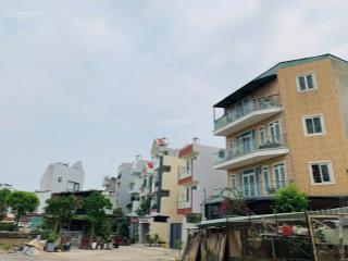 Gấp lắm rồi  chdv  85m2 ngay sư phạm kỹ thuật 3 tầng 8pn  doanh thu 35 tr/ tháng  chỉ 9,5tỷ