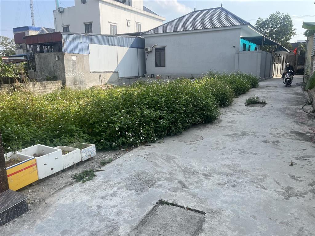 Gia đình cần bán lô đất chính chủ