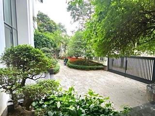 Bán biệt thự lô góc khu d geleximco lê trọng tấn, 300m2, 4tầng, 60tỷ, sổ đỏ, nội thất sang trọng.