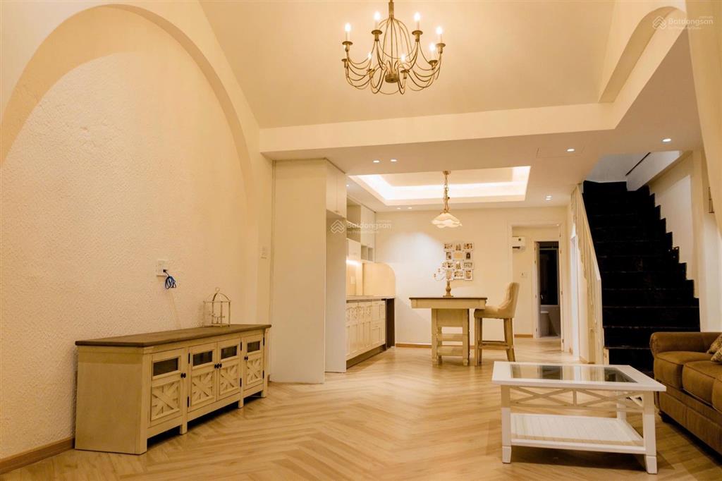 Villa mini hồ bơi view cánh đồng tại thôn 5 cẩm thanh , nhiều khách quốc tế lựa chọn nghỉ dưỡng