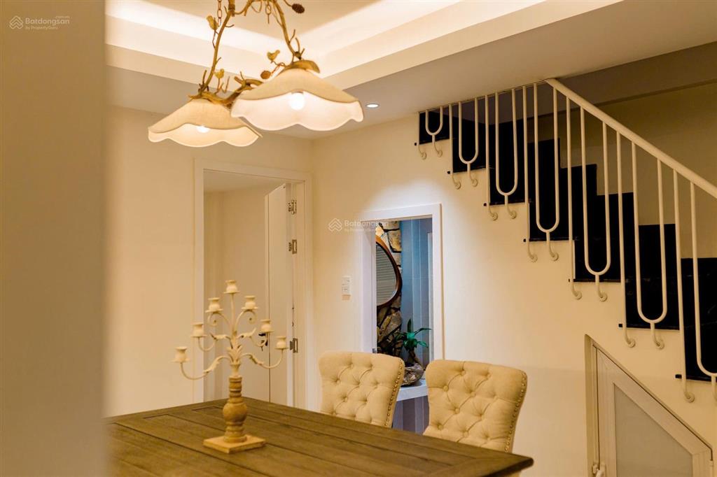 Villa mini hồ bơi view cánh đồng tại thôn 5 cẩm thanh , nhiều khách quốc tế lựa chọn nghỉ dưỡng