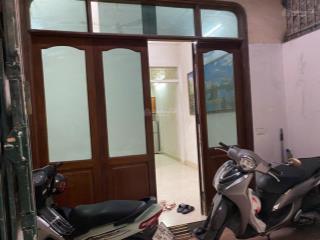 Cho thuê nhà riêng trung tâm đại la  hai bà trưng  50m ra phố  phù hợp gia đình , văn phòng