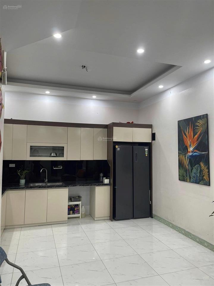 Cho thuê nhà nguyên căn phố lạc trung  trung tâm quận hai bà trưng  giao thông thuận tiện
