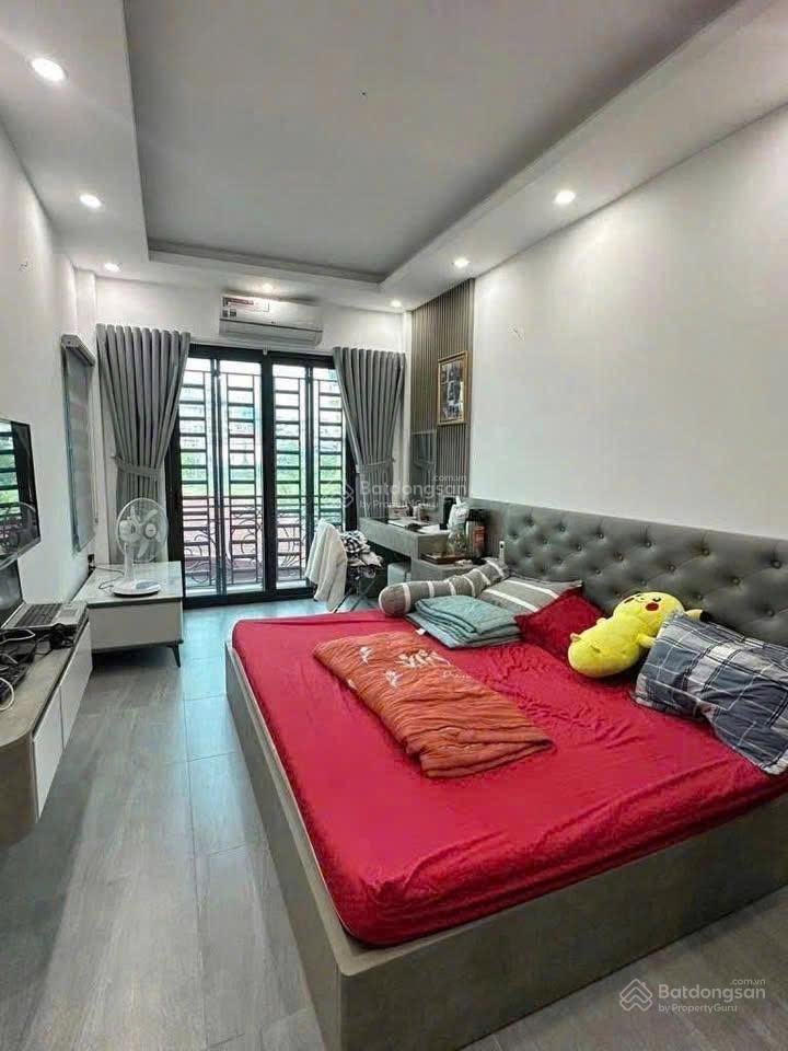 Cho thuê nhà riêng mới koong  ngõ 299 hoàng mai  vị trí trung tâm  giao thông thuận tiện